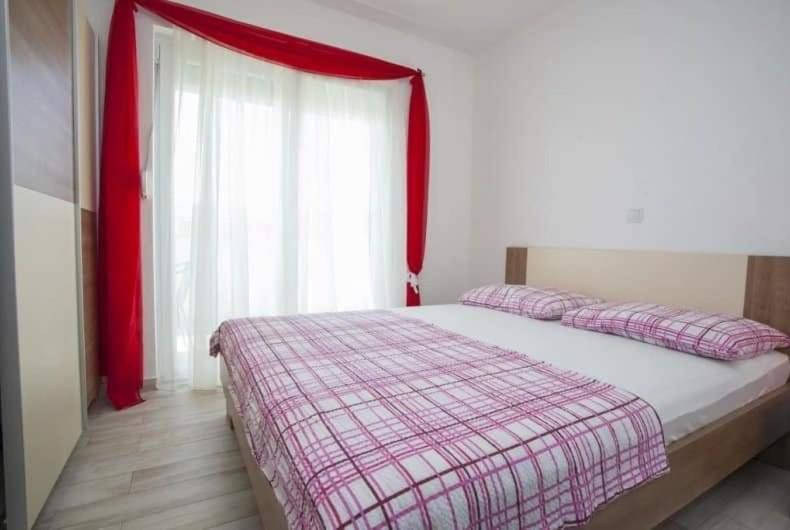 Apartman Tony Makarska Buitenkant foto