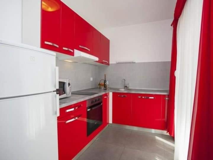 Apartman Tony Makarska Buitenkant foto