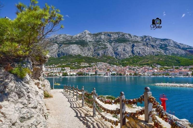 Apartman Tony Makarska Buitenkant foto